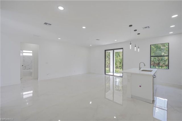 3213 51st ST W, Lehigh Acres, FL 33971