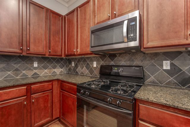 4430 Center Street, Houston, TX 77007