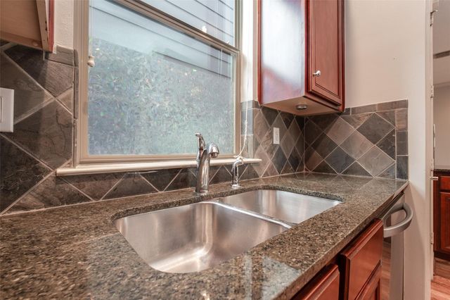 4430 Center Street, Houston, TX 77007