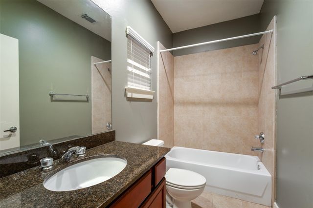 4430 Center Street, Houston, TX 77007