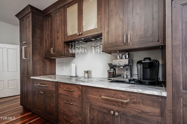 18254 Providence Road, Abingdon, VA 24210