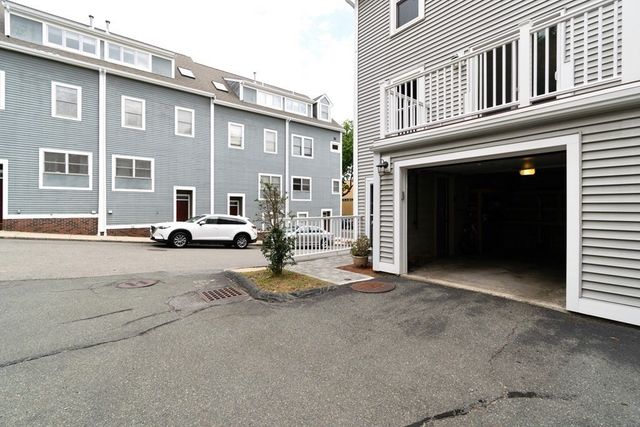 426 Medford Street 426, Boston, MA 02129