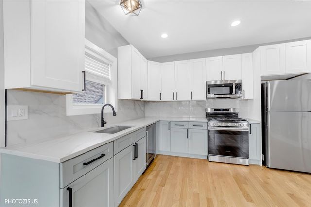 4942 W Belden Street 2, Chicago, IL 60639