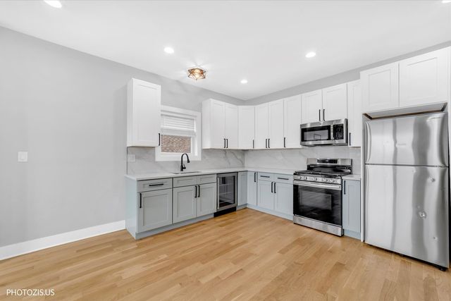 4942 W Belden Street 2, Chicago, IL 60639