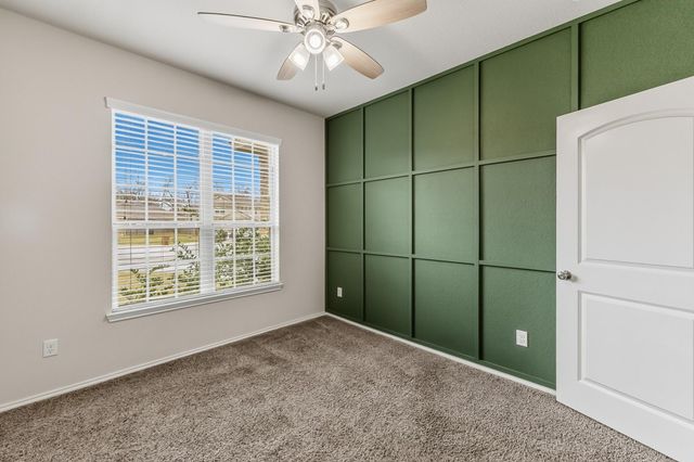 210 Doe Run Drive, Huntsville, TX 77320