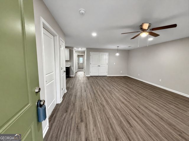 313 Airman Blvd, Warner Robins, GA 31088