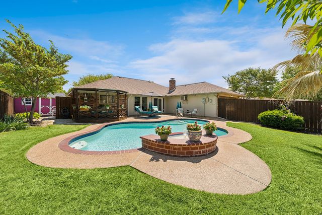 932 Edgefield Trail, Flower Mound, TX 75028