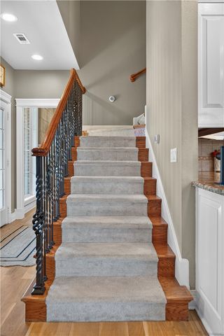 5487 E Saddleridge Drive, Fayetteville, AR 72703