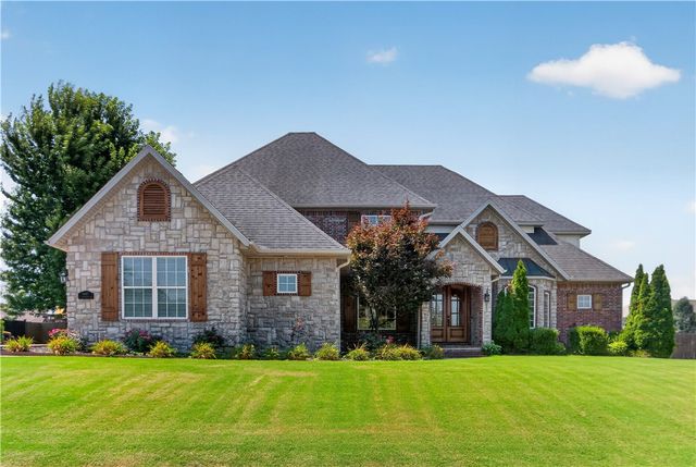 5487 E Saddleridge Drive, Fayetteville, AR 72703