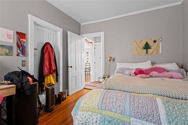 76 Locust Street, Providence, RI 02906