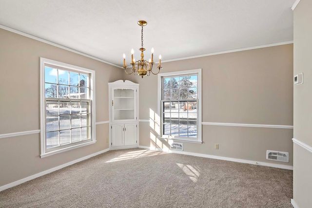 10125 Irwin Road, Bloomington, MN 55437