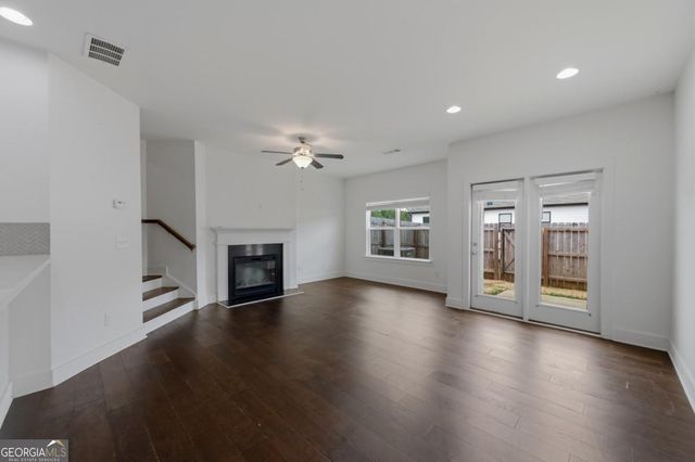 82 Auburn Run Lane, Auburn, GA 30011