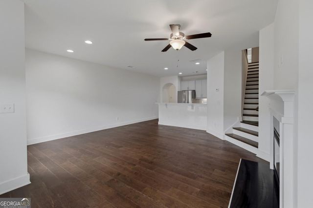 82 Auburn Run Lane, Auburn, GA 30011