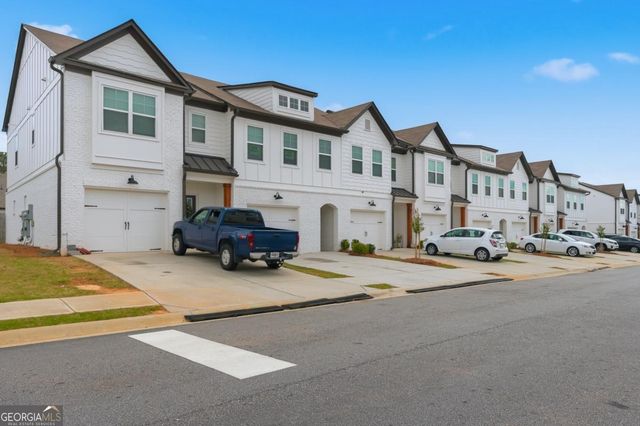 82 Auburn Run Lane, Auburn, GA 30011