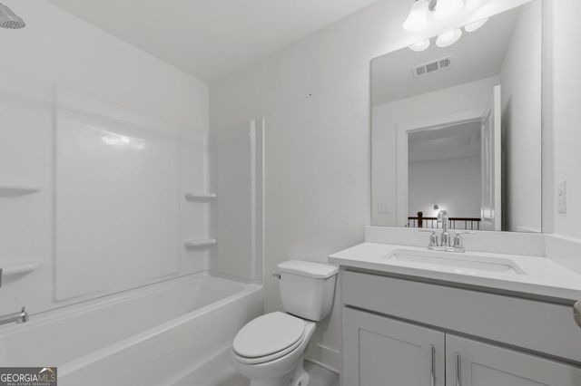 82 Auburn Run Lane, Auburn, GA 30011