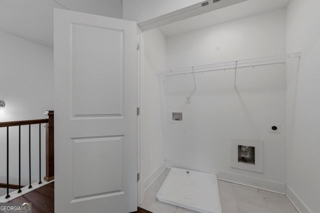82 Auburn Run Lane, Auburn, GA 30011