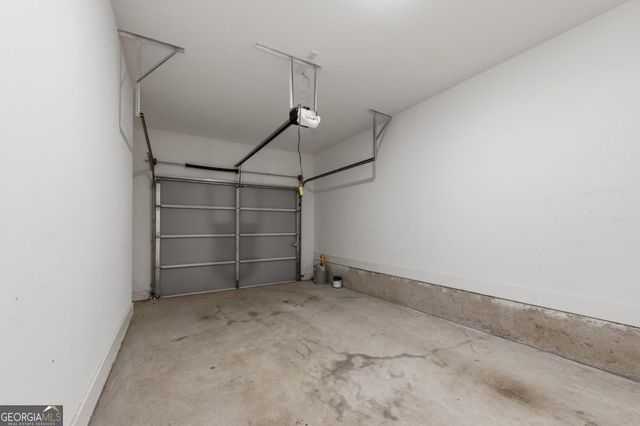 82 Auburn Run Lane, Auburn, GA 30011