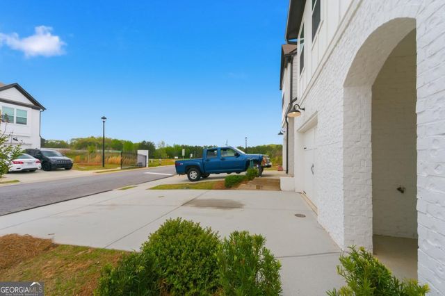82 Auburn Run Lane, Auburn, GA 30011