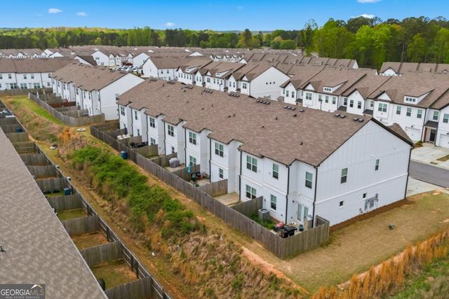 82 Auburn Run Lane, Auburn, GA 30011