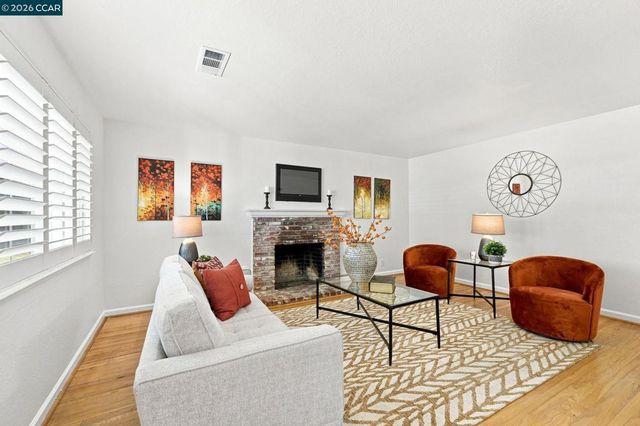 987 Getoun Drive, Concord, CA 94518