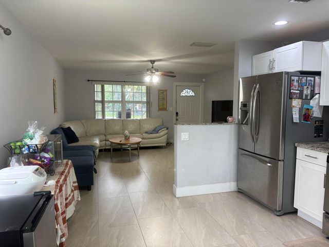 6810 NW 26TH Street, Sunrise, FL 33313