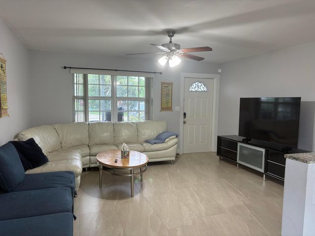 6810 NW 26TH Street, Sunrise, FL 33313