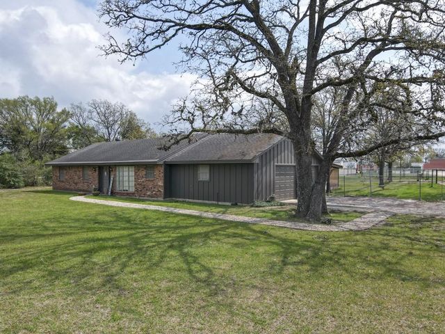 11184 Dan Williams LN, College Station, TX 77845