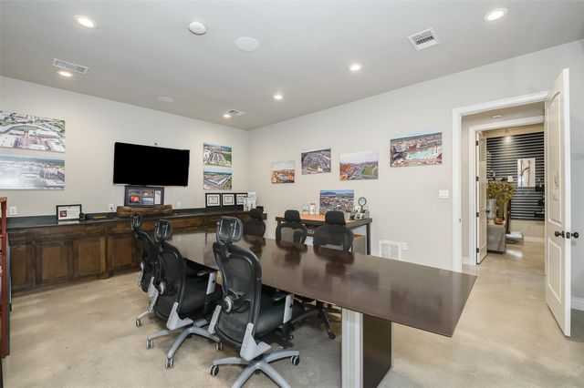 11184 Dan Williams LN, College Station, TX 77845