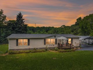 9885 Lovell Road, Soddy Daisy, TN 37379