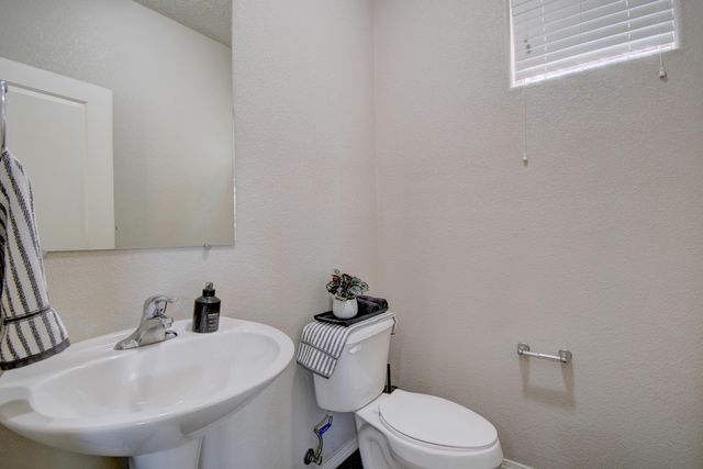 3111 Morrissey Street SW, Albuquerque, NM 87121