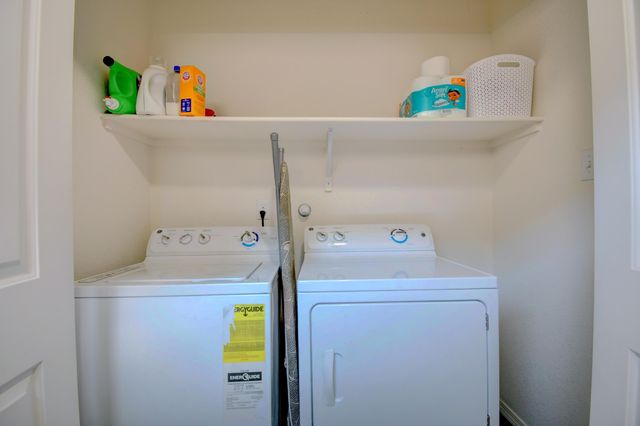 3111 Morrissey Street SW, Albuquerque, NM 87121