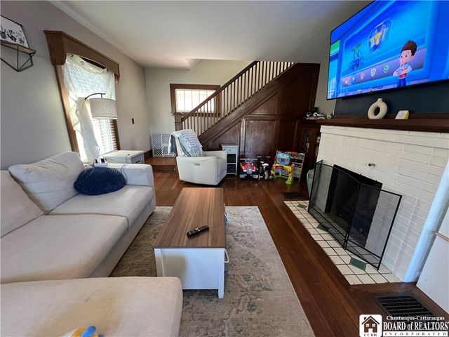 19 Ellis Avenue, Jamestown, NY 14701