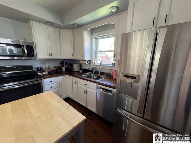 19 Ellis Avenue, Jamestown, NY 14701