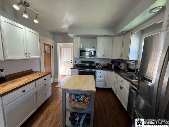 19 Ellis Avenue, Jamestown, NY 14701