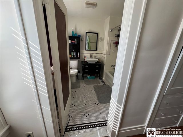 19 Ellis Avenue, Jamestown, NY 14701