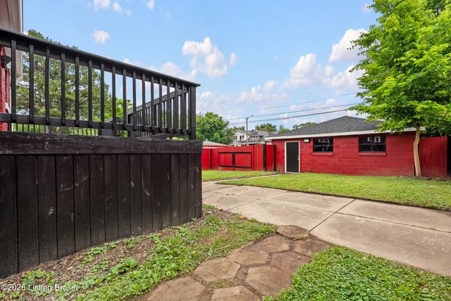 2100 Osage Ave, Louisville, KY 40210