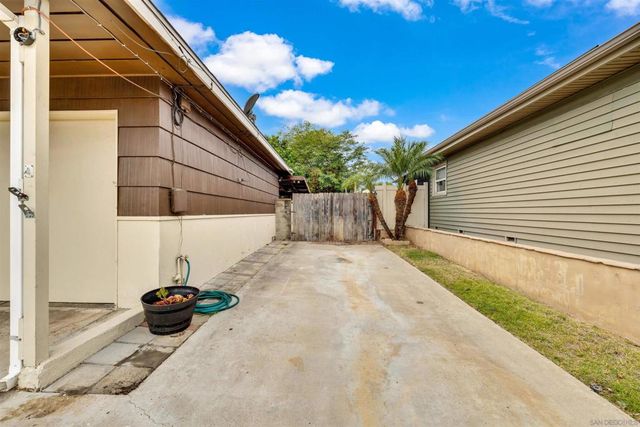 4580 Terry Lane, La Mesa, CA 91942