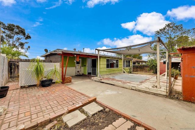 4580 Terry Lane, La Mesa, CA 91942