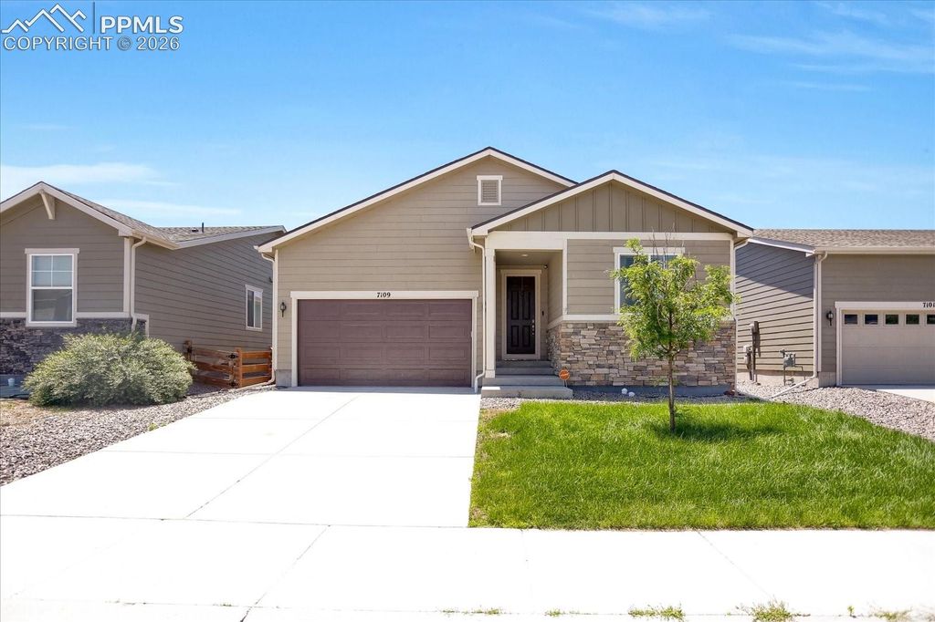 7109 Boreal Drive, Colorado Springs, CO 80915 — exterior