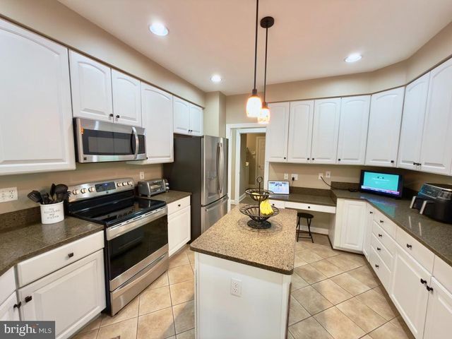 6413 GLITTERING LIGHT LN, Clarksville, MD 21029