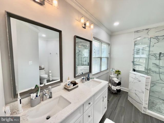 6413 GLITTERING LIGHT LN, Clarksville, MD 21029