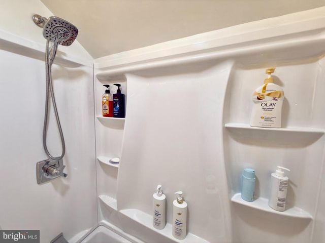 6413 GLITTERING LIGHT LN, Clarksville, MD 21029