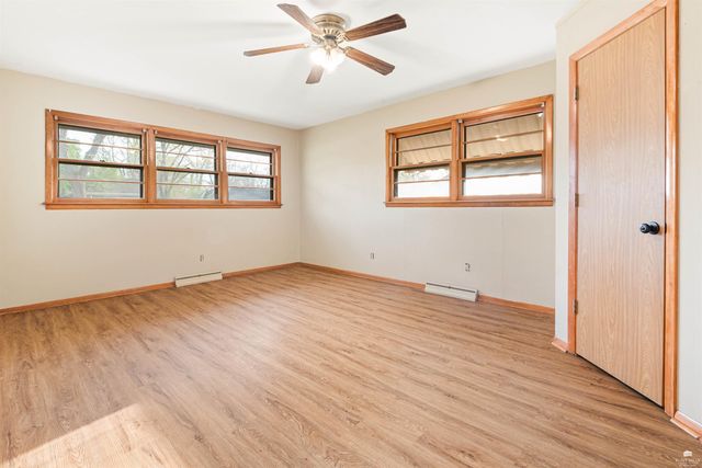 2432 Hobbs Drive, Manhattan, KS 66502