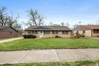 2432 Hobbs Drive, Manhattan, KS 66502