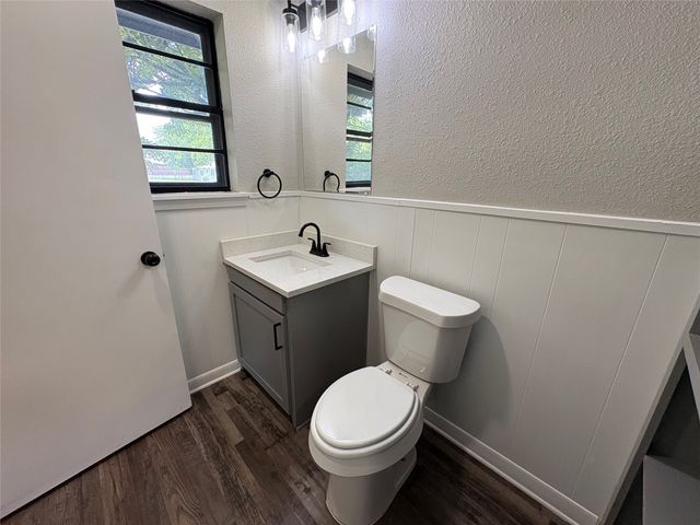607 S Broad Street, St Jo, TX 76265