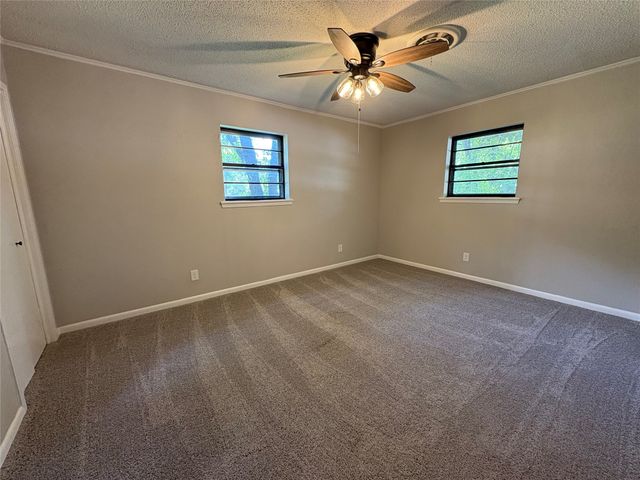 607 S Broad Street, St Jo, TX 76265