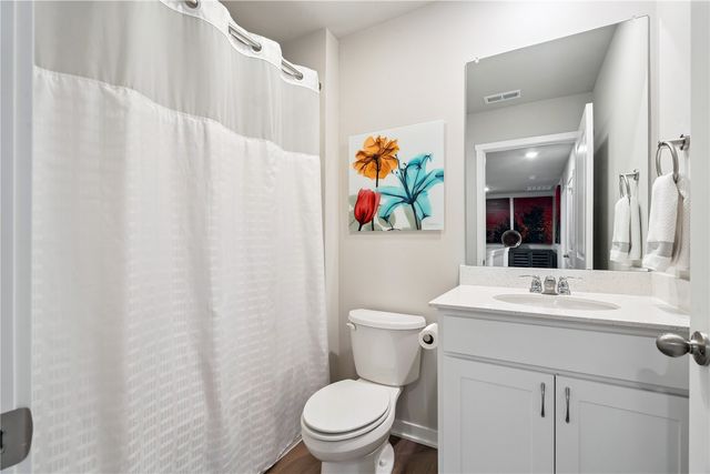 105 Oak Drive, Palo, IA 52324