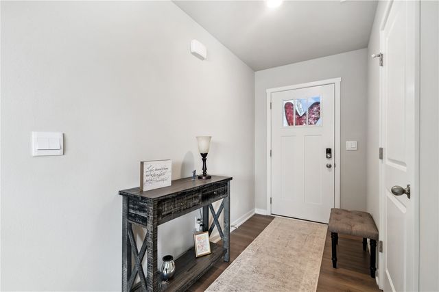 105 Oak Drive, Palo, IA 52324