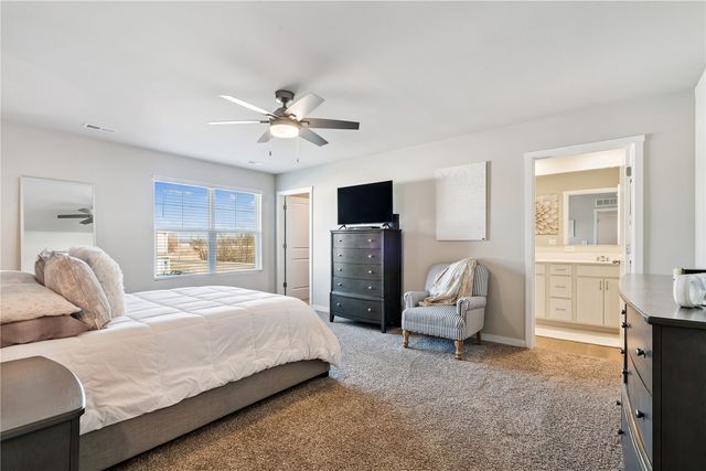 105 Oak Drive, Palo, IA 52324