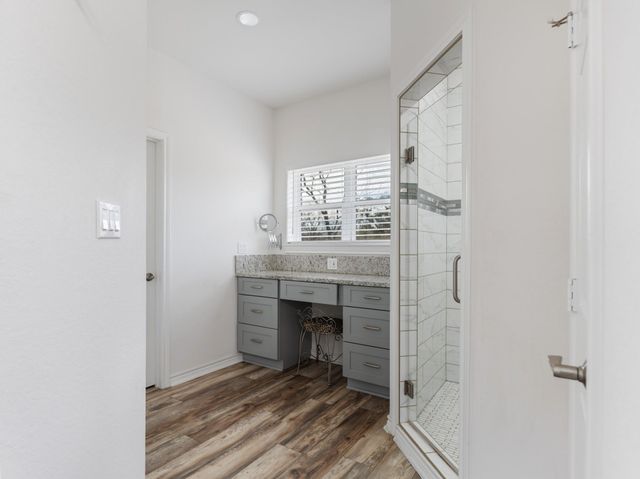 10270 County Road 112, Van Vleck, TX 77482